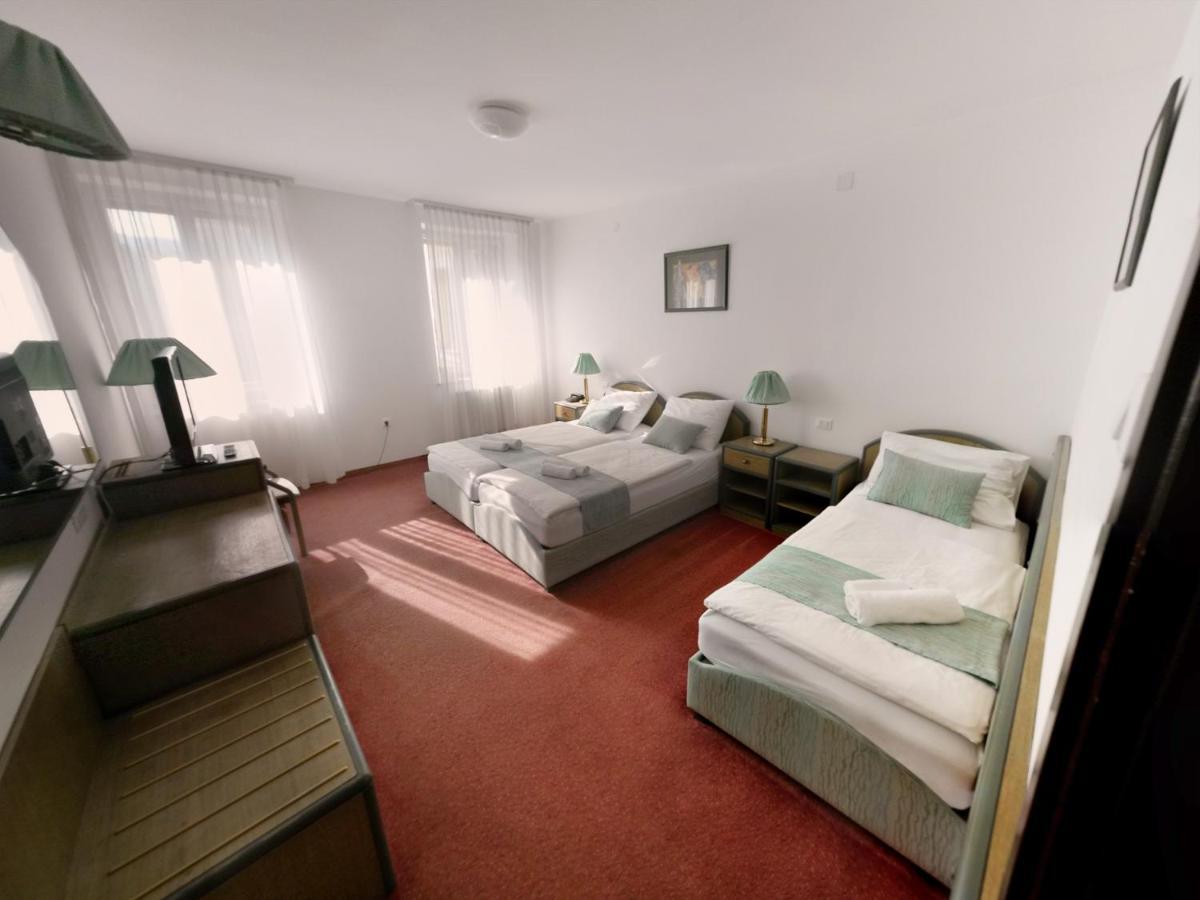 Hotel Lucija Мост-на-Соки Экстерьер фото